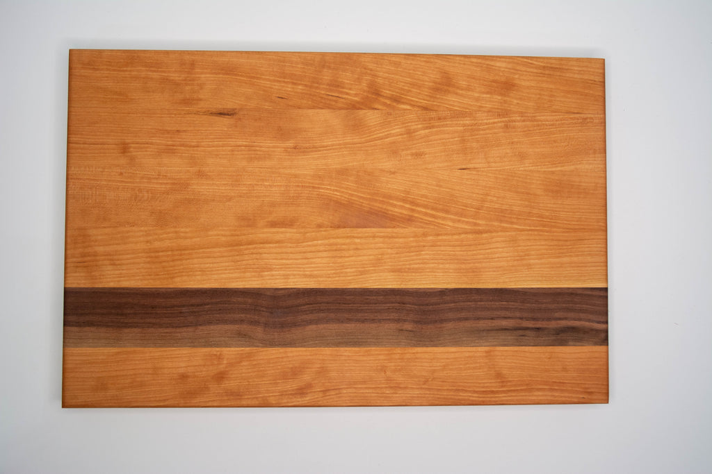 Ember Ridge Cutting Board