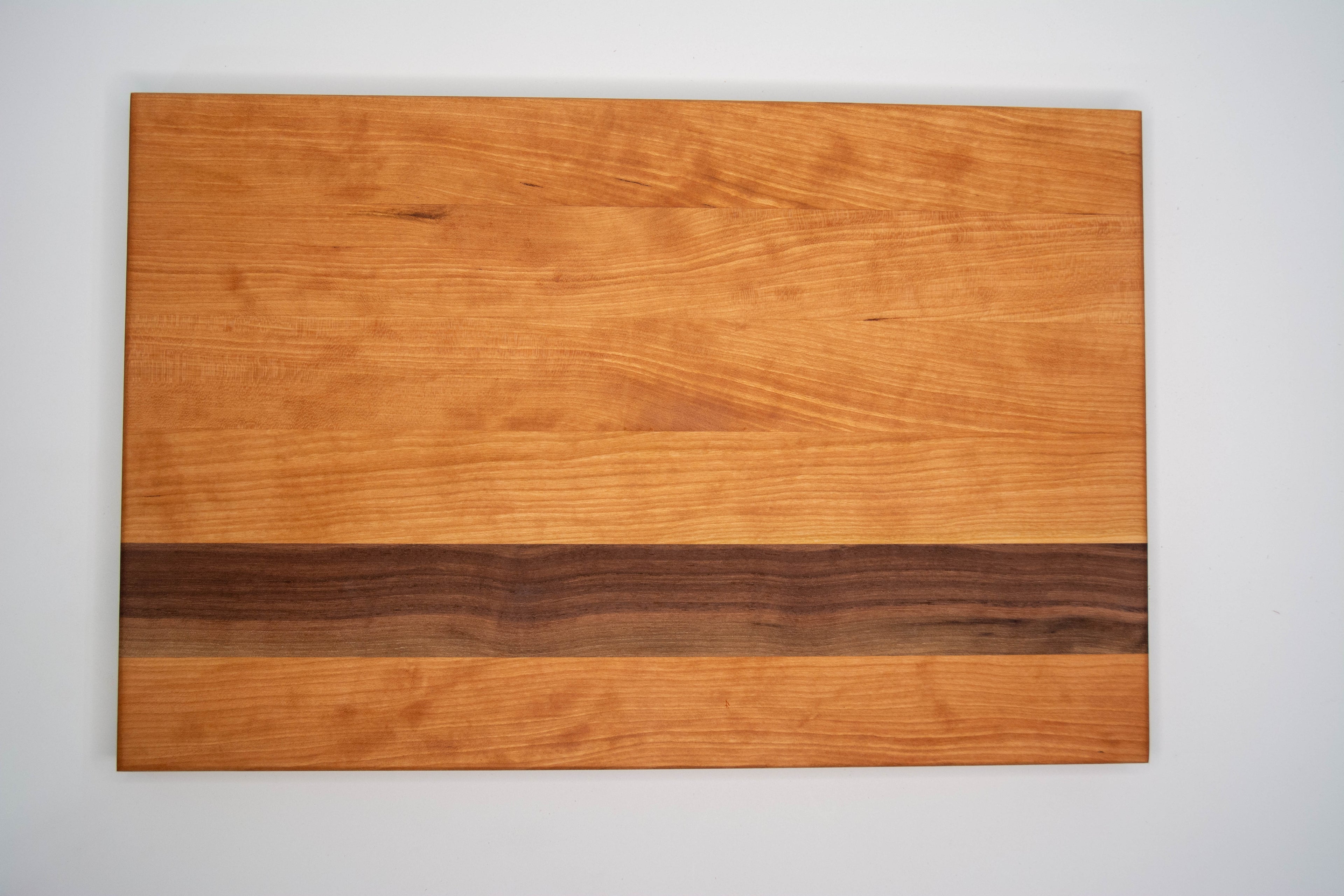 Ember Ridge Cutting Board