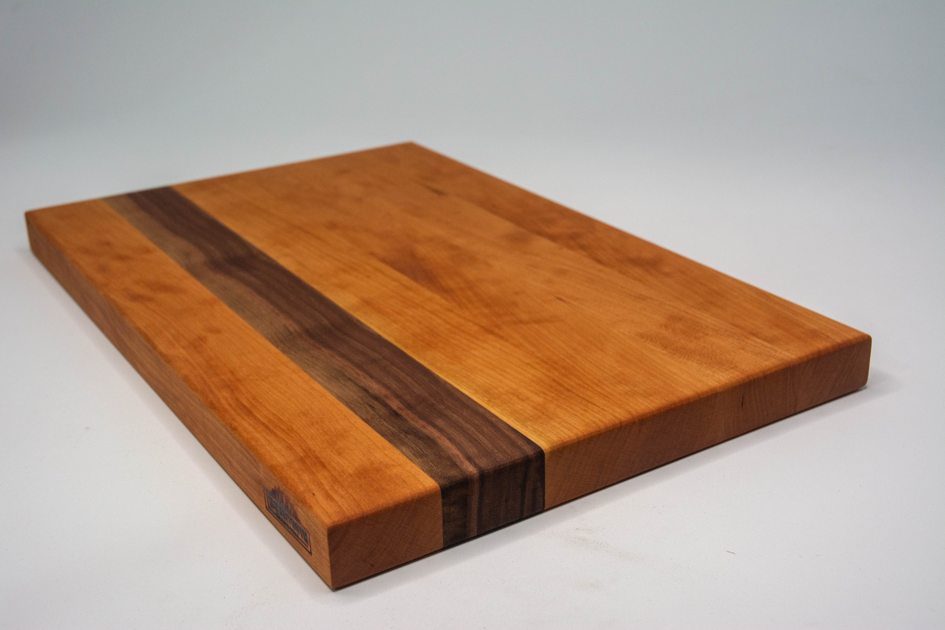 Ember Ridge Cutting Board